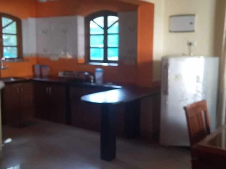 פנסיון Diakon Holidays