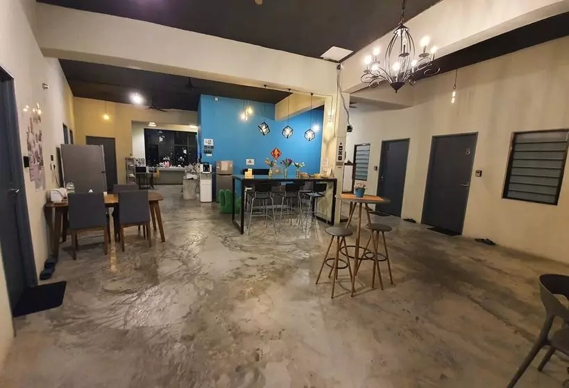 ペンション Welton R8 @ Jalan Burma Georgetown