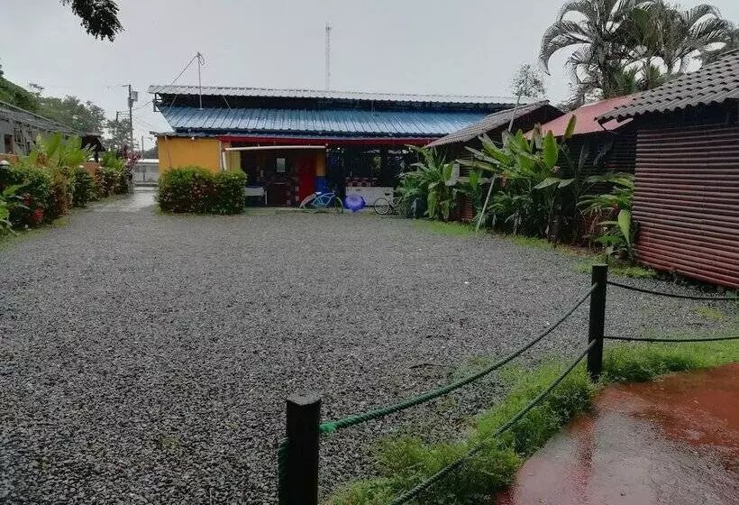 Hotelli Brunka Lodge