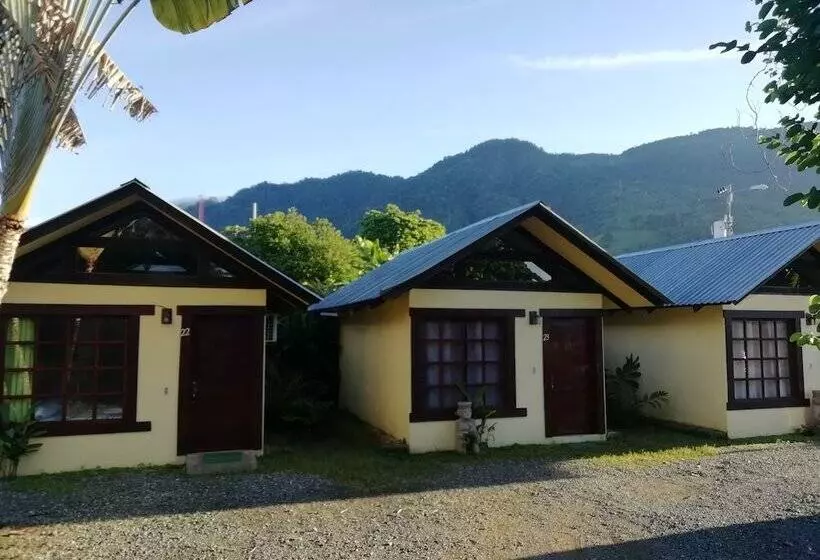 Hotelli Brunka Lodge