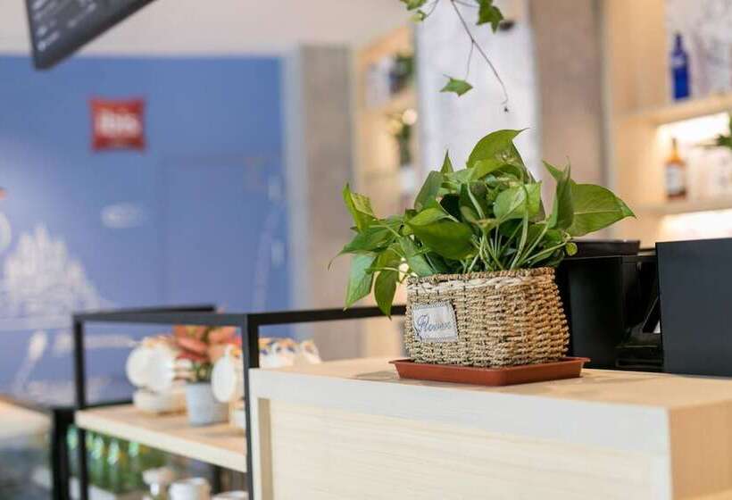 Hotel Ibis Shanghai Hongqiao Transport Hub Qibao
