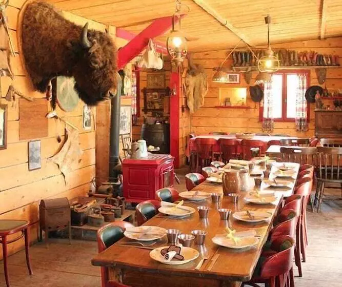 ペンション Le Ranch De Calamity Jane Tipis D Hôtes