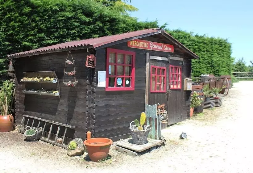 ペンション Le Ranch De Calamity Jane Tipis D Hôtes
