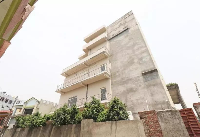 Vaccinated Staff - Capital O 36090 Hotel Sathyarth