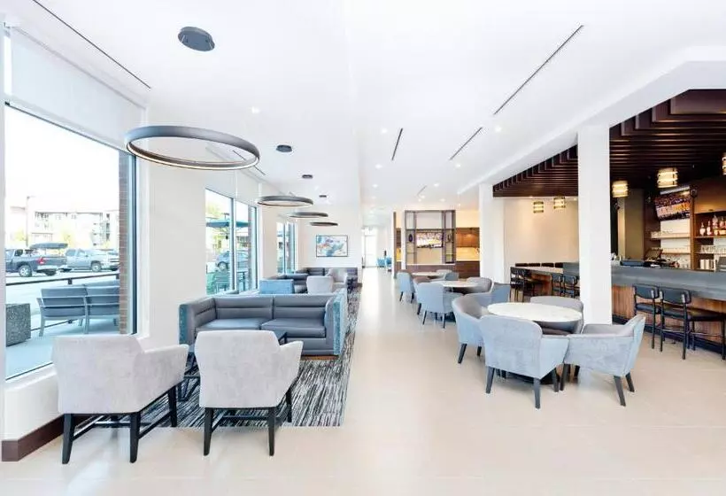 Hotelli Hyatt Place Kelowna