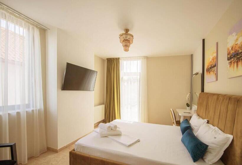 هتل Vila Ducu  Adults Only