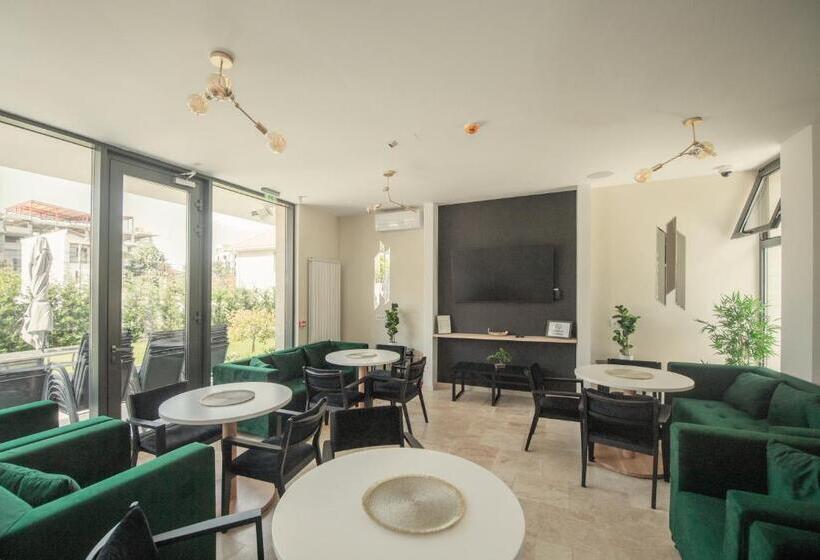 هتل Vila Ducu  Adults Only