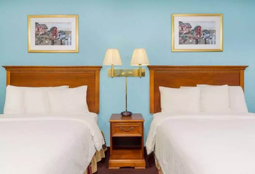 هتل Baymont By Wyndham Huber Heights Dayton