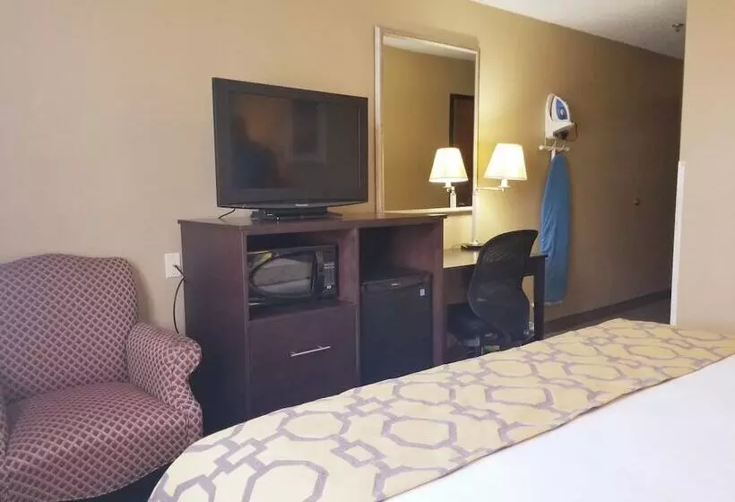 هتل Baymont By Wyndham Huber Heights Dayton