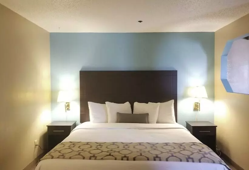 هتل Baymont By Wyndham Huber Heights Dayton