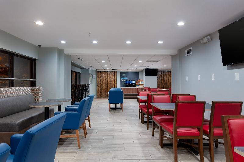 هتل Holiday Inn Express & Suites Atlanta Downtown, An Ihg