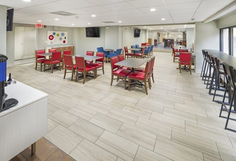 هتل Holiday Inn Express & Suites Atlanta Downtown, An Ihg