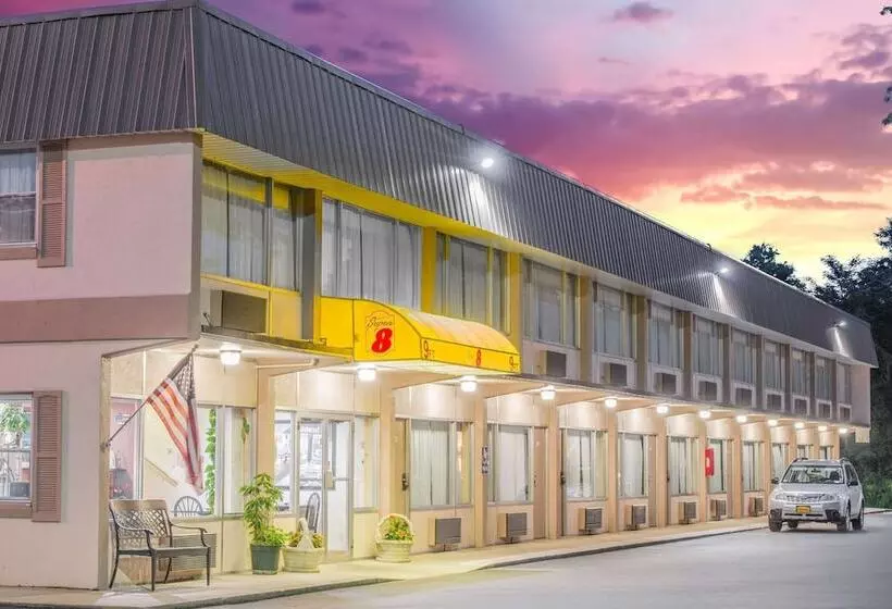 호텔 Super 8 By Wyndham Ashland