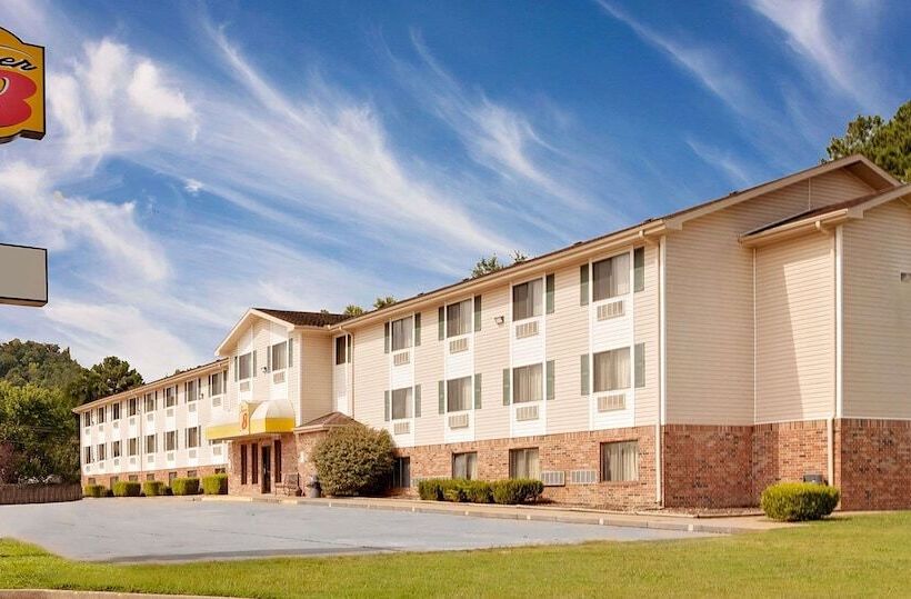 فندق Super 8 By Wyndham Fayetteville