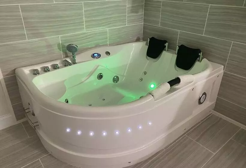 فندق على الطريق Orbits Inn