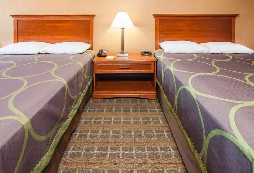 Мотель Super 8 By Wyndham Clinton