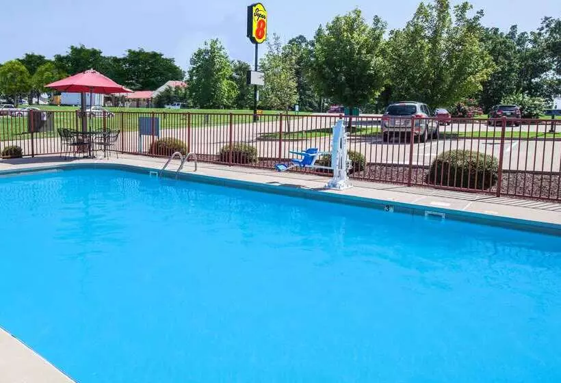 Мотель Super 8 By Wyndham Clinton