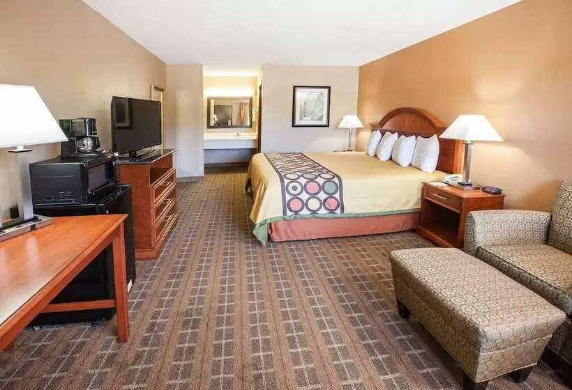 Мотель Super 8 By Wyndham Clinton