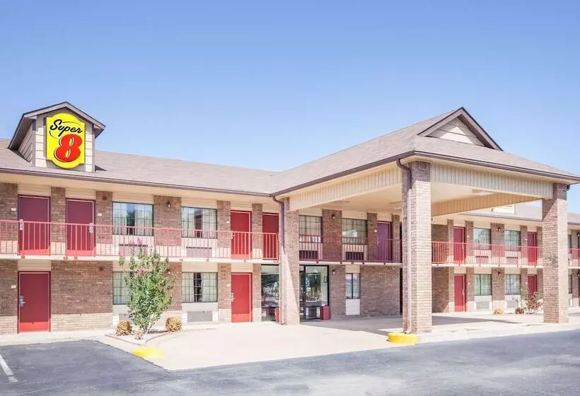 Мотель Super 8 By Wyndham Clinton