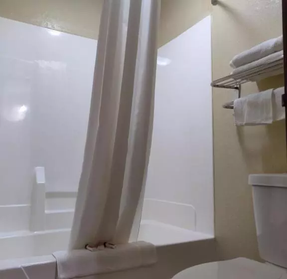 모텔 Super 8 By Wyndham Dekalb Il