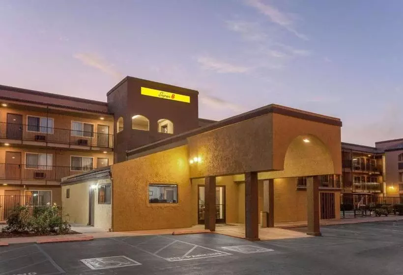 Мотель Hidden Valley