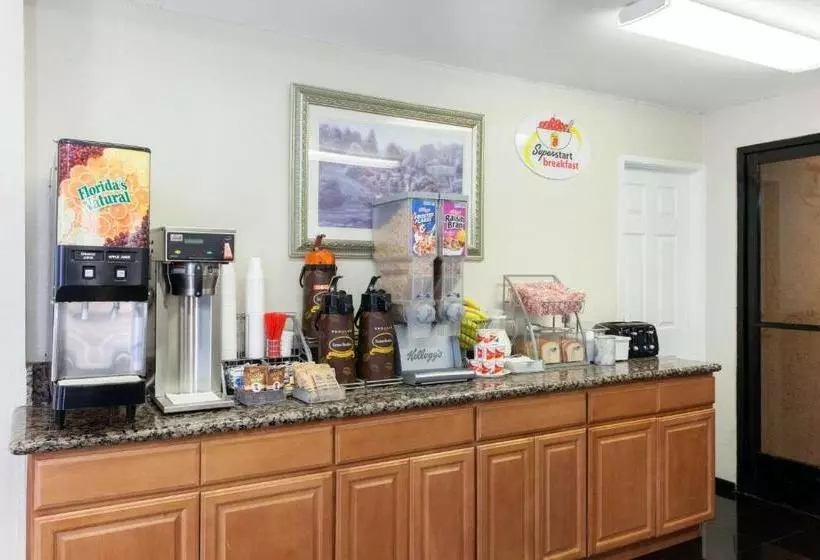 Мотель Hidden Valley