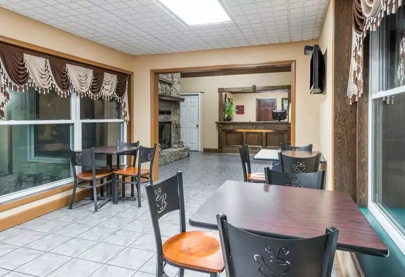 モーテル Super 8 By Wyndham Higginsville