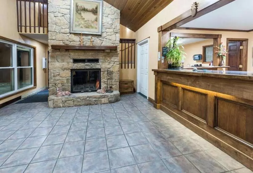 モーテル Super 8 By Wyndham Higginsville