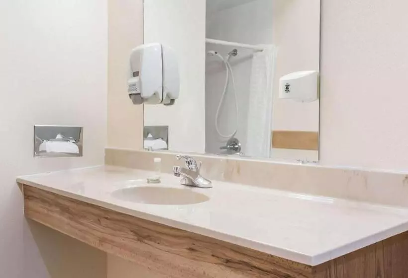 モーテル Super 8 By Wyndham Higginsville