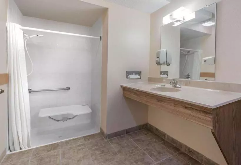 モーテル Super 8 By Wyndham Higginsville