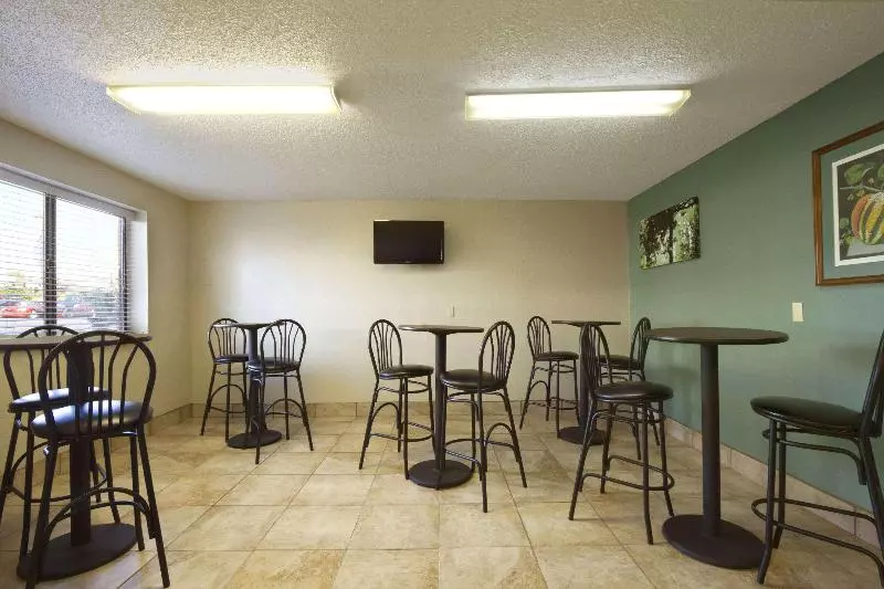 모텔 Red Roof Inn Huntsville, Al