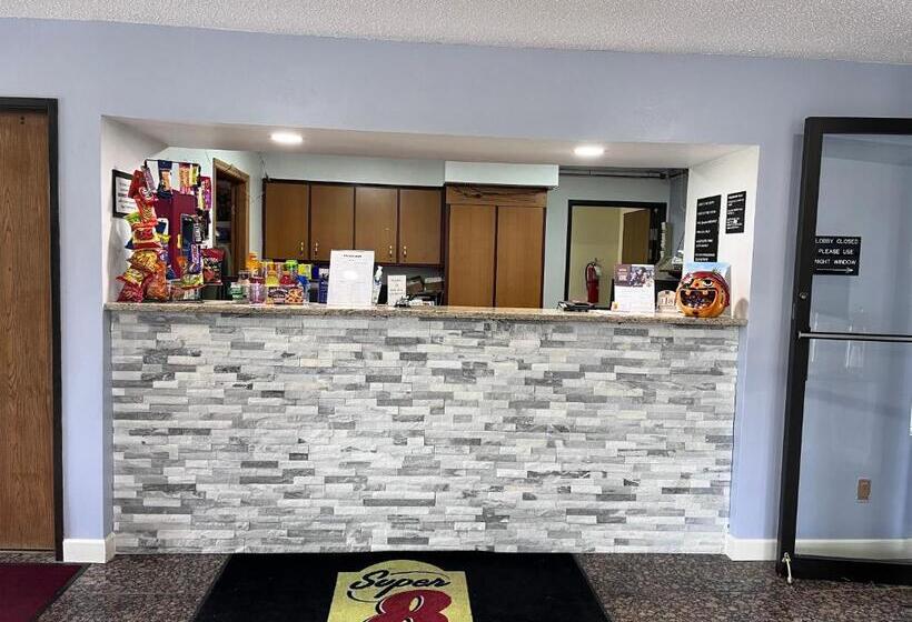 汽车旅馆  Super 8 By Wyndham Imlay City