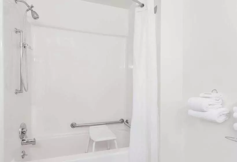 מוטל Super 8 By Wyndham Imlay City