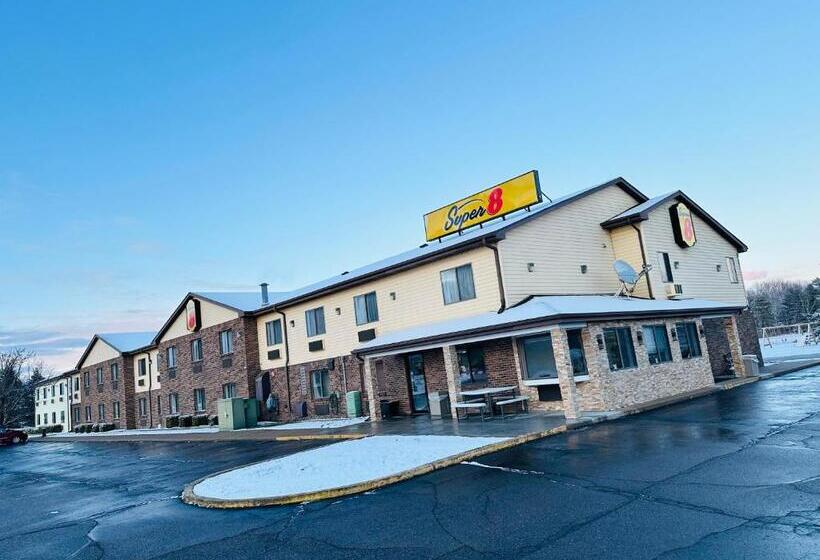 汽车旅馆  Super 8 By Wyndham Imlay City