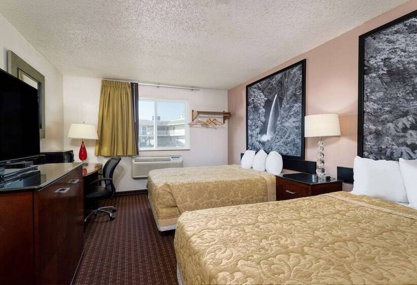 Motel Super 8 By Wyndham Pendleton