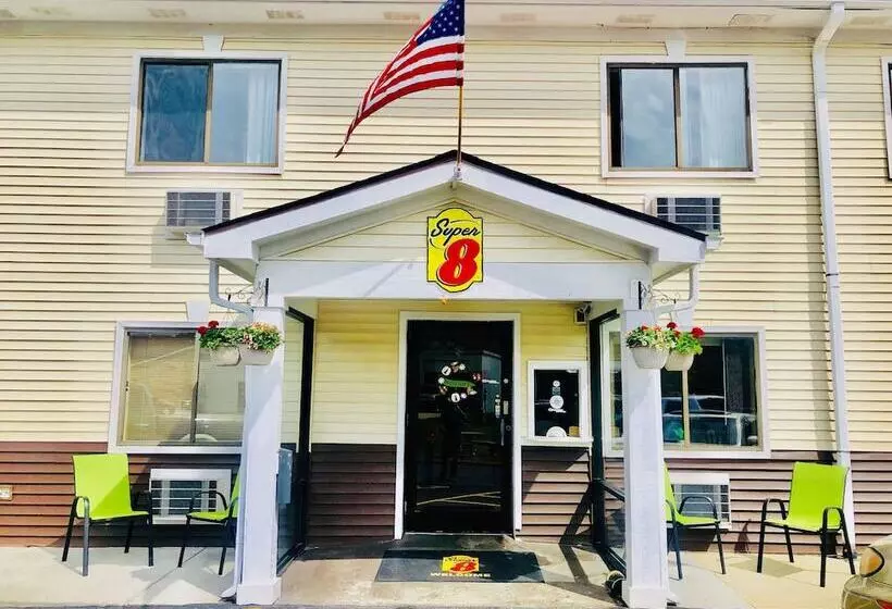 Мотель Super 8 By Wyndham Radcliff Ft. Knox Area