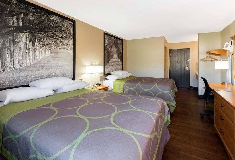 汽车旅馆  Super 8 By Wyndham Radcliff Ft. Knox Area