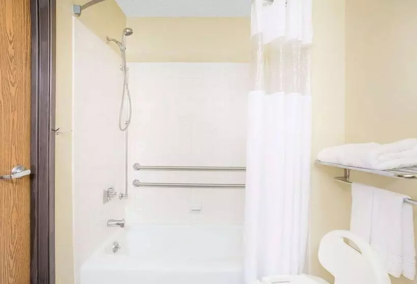 모텔 Super 8 By Wyndham Roanoke Va