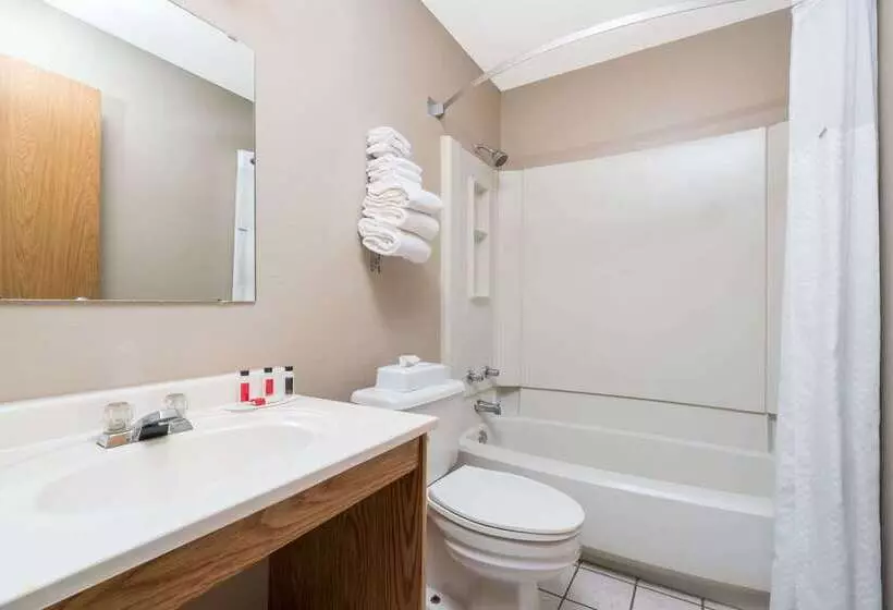 모텔 Super 8 By Wyndham St. Cloud