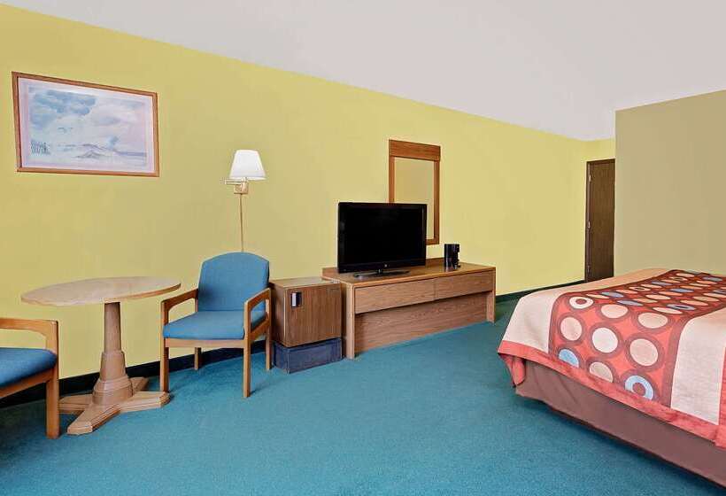 Мотель Super 8 By Wyndham Sturgeon Bay