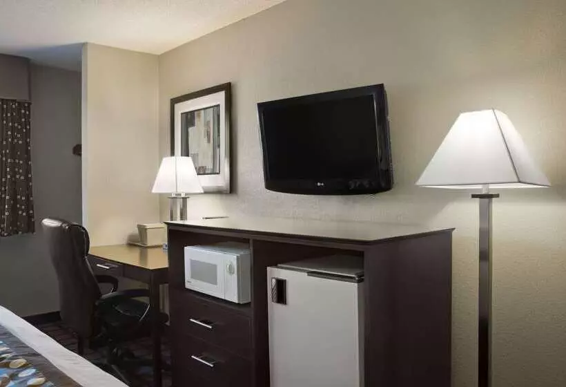 Мотель Super 8 By Wyndham Whitewater Wi