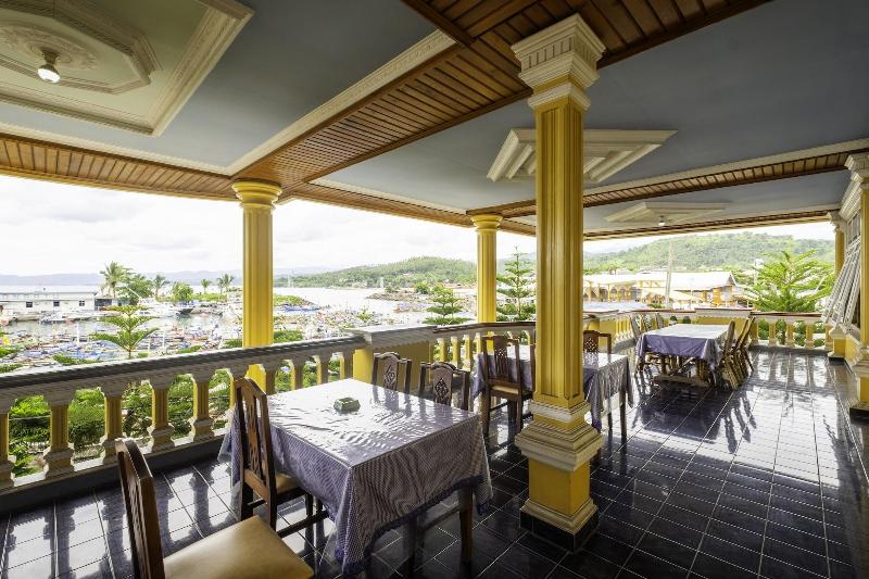 הוסטל Spot On 1896 Hotel Mahkota Pantai