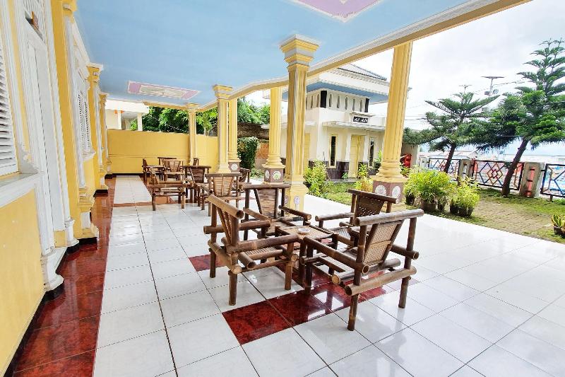 הוסטל Spot On 1896 Hotel Mahkota Pantai