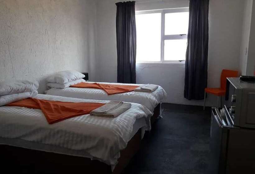 تختخواب و صبحانه Lientjies Guest House