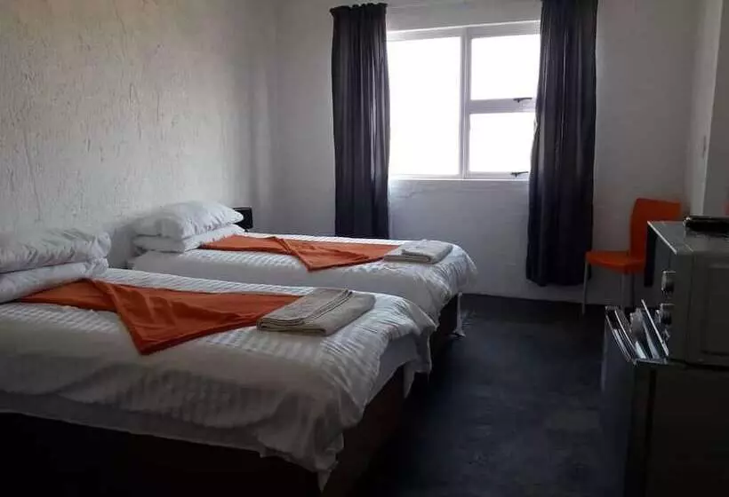 تختخواب و صبحانه Lientjies Guest House