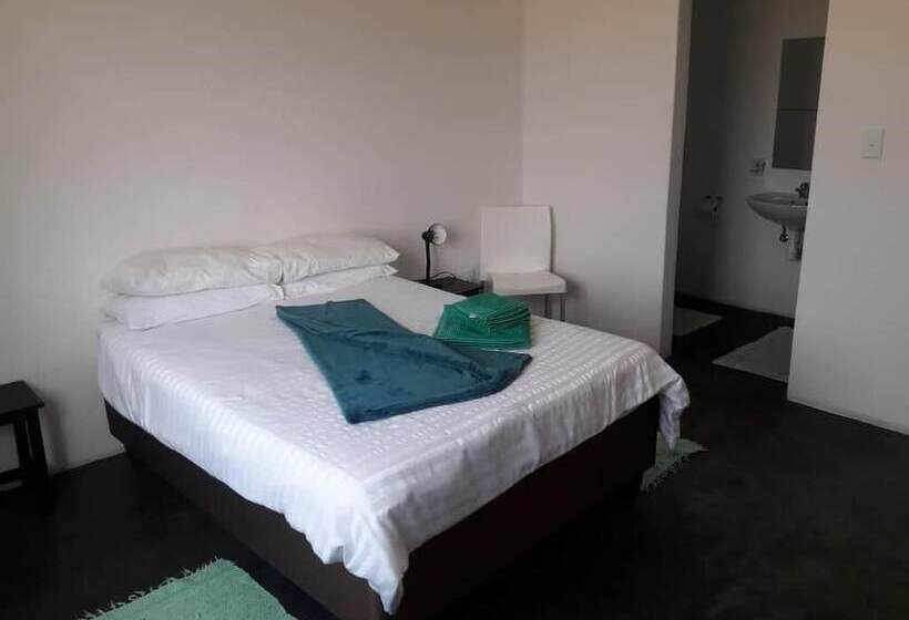 تختخواب و صبحانه Lientjies Guest House