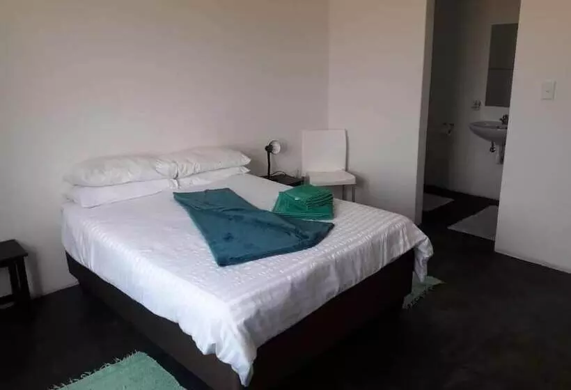 تختخواب و صبحانه Lientjies Guest House