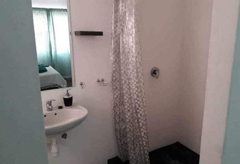 تختخواب و صبحانه Lientjies Guest House