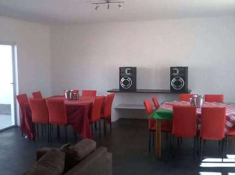 تختخواب و صبحانه Lientjies Guest House