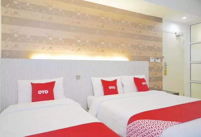 ホテル 4orty Inn